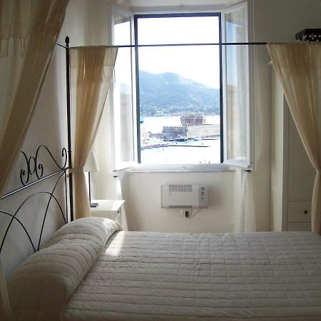 Hotel Porta Del Mare Portoferraio Exterior foto
