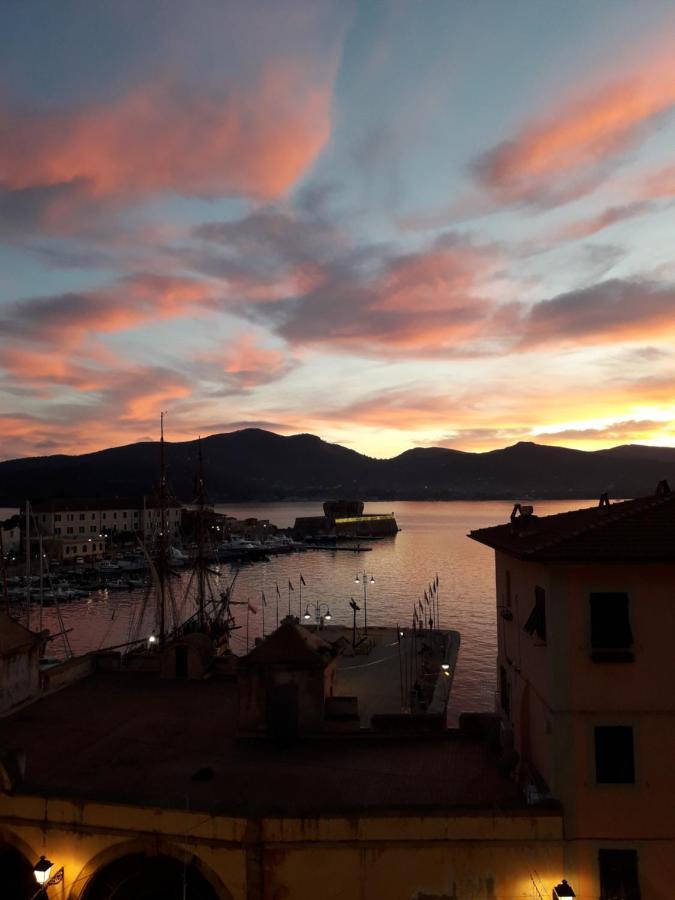 Hotel Porta Del Mare Portoferraio Exterior foto